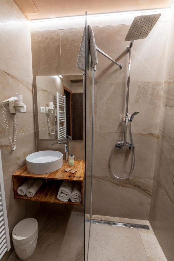 Angelo Hotel Koper Luaran gambar